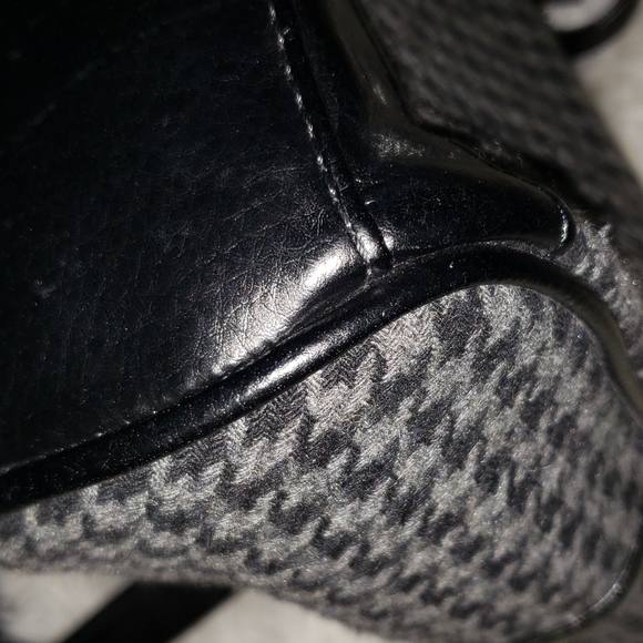 Thirty-one Purse - Picture 3 of 7